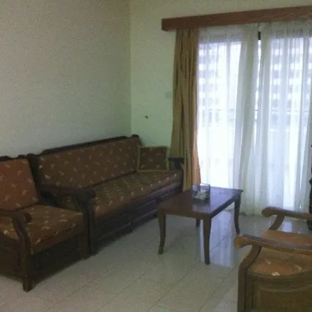 Zakos Court Appartamento Larnaca